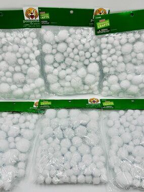 600 White Mixed Sizes Pom Poms Bundle